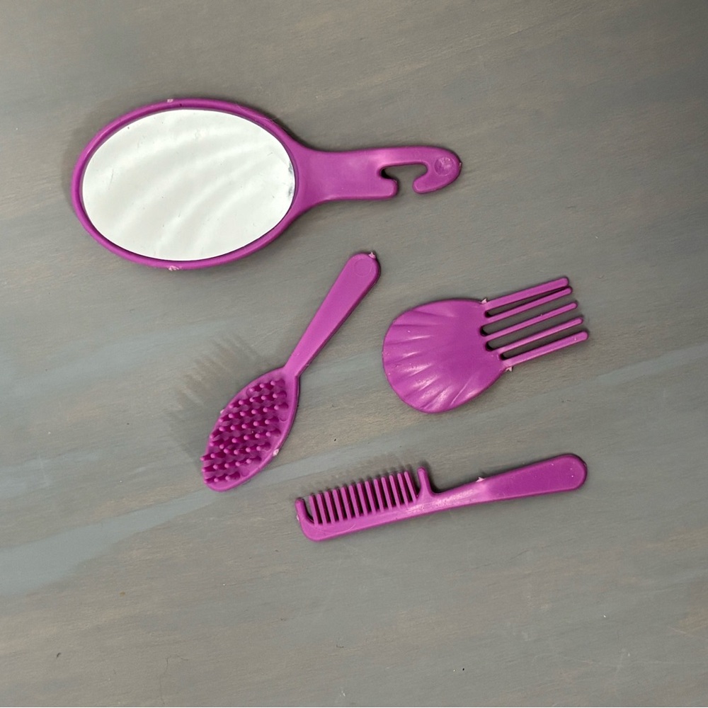 1986 Super Hair Barbie Accessories Purple Beauty Supplies
